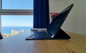 Highrise Apartment With Private Terrace & Sea Views - 34Th Floor