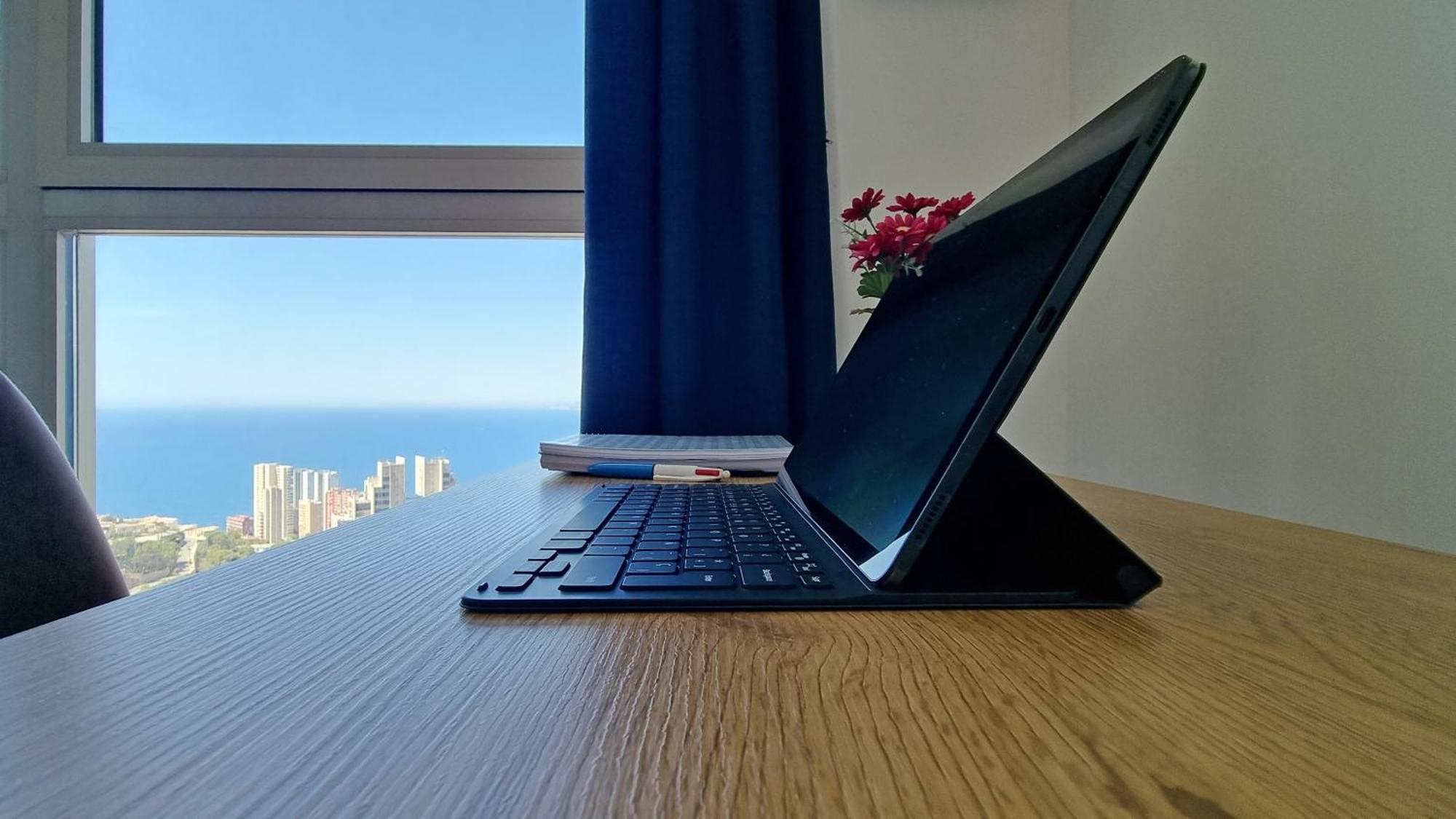 Highrise Apartment With Private Terrace & Sea Views - 34Th Floor Benidorm Exterior photo
