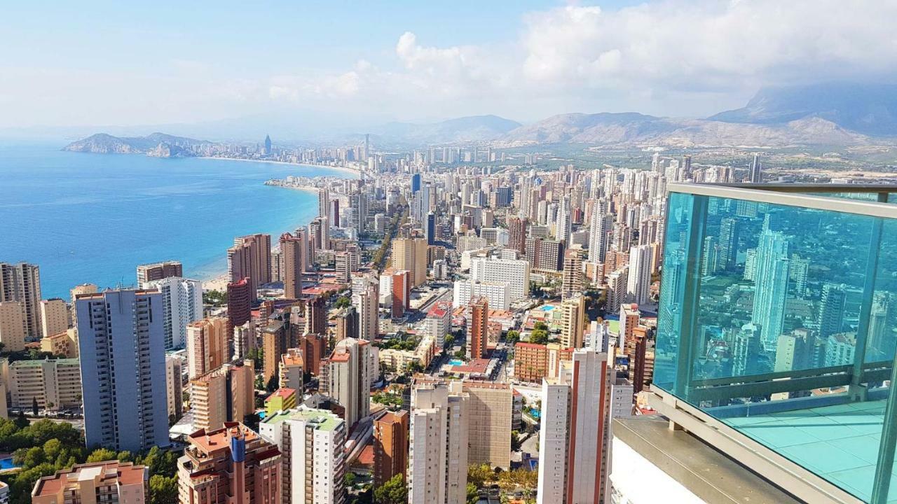 Highrise Apartment With Private Terrace & Sea Views - 34Th Floor Benidorm Exterior photo